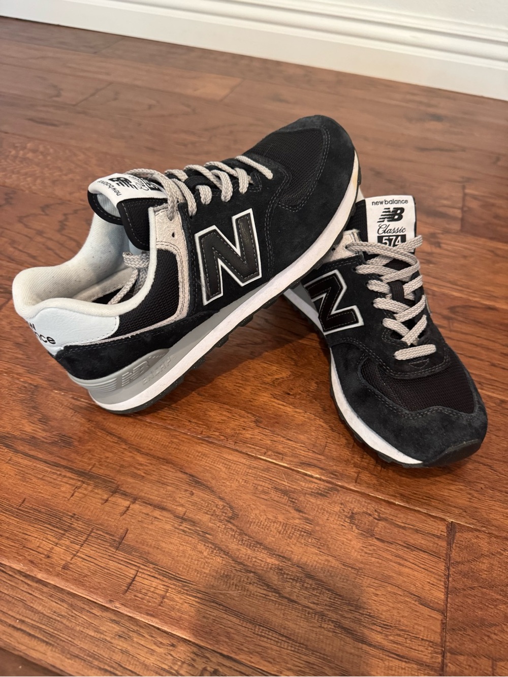 New Balance 574 Retro Sneakers - Black & White